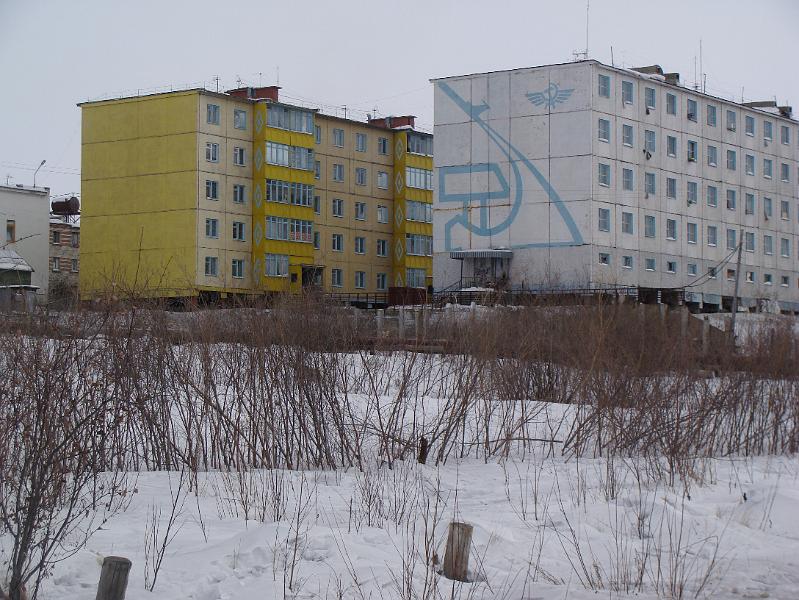 chersky 15.3 town and road 023.jpg